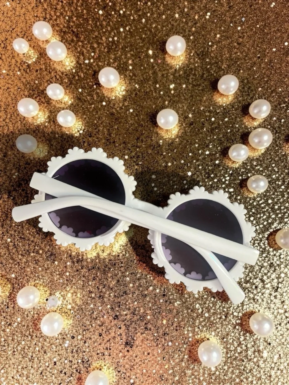 Kids Daisy Frame Sunglasses - White Floral With glitter white Hair Bows Set